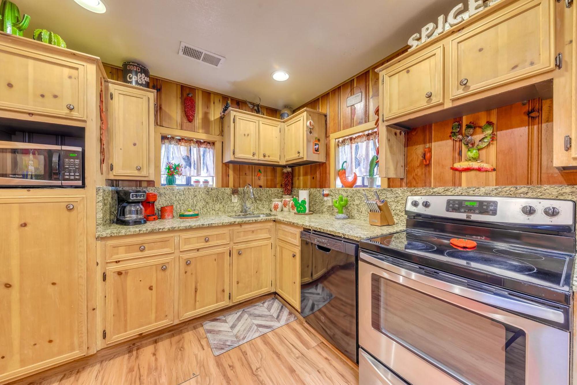 Unique Bear Country Cabin In Ruidoso With Hot Tub! מראה חיצוני תמונה